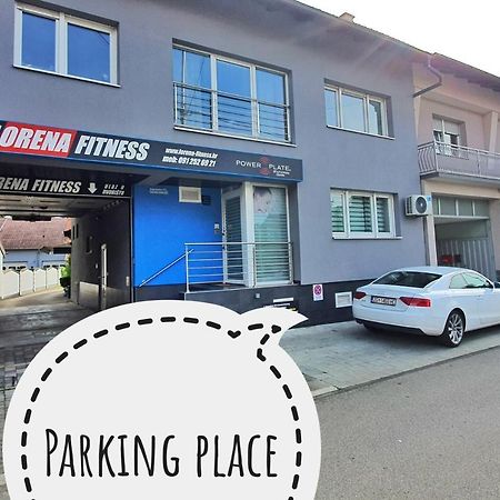Apartment Anna - Free Pickup From Or Dropoff To Zagreb Airport At Any Time, Please Give Three Days Advance Notice - Long-Term Parking With Airport Transport Possibility Velika Gorica Bagian luar foto