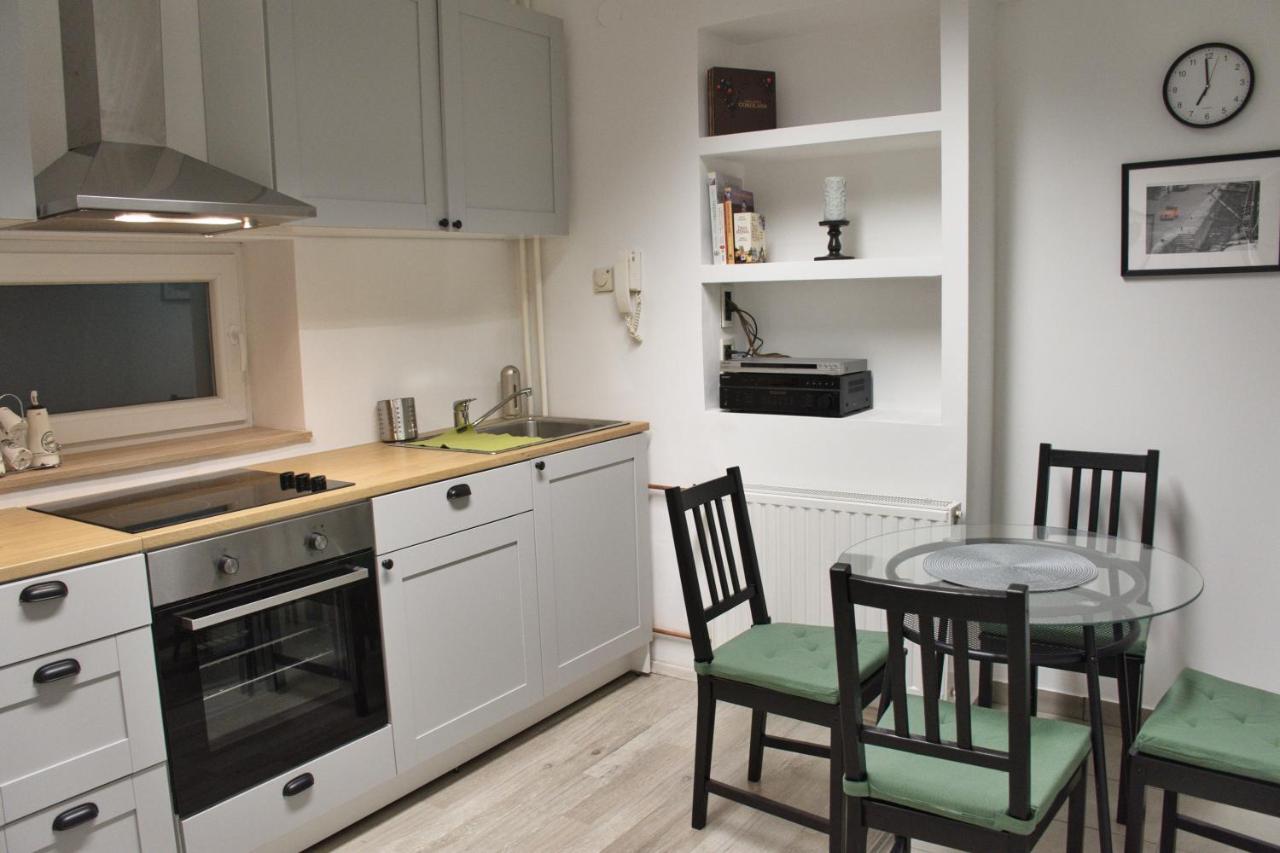 Apartment Anna - Free Pickup From Or Dropoff To Zagreb Airport At Any Time, Please Give Three Days Advance Notice - Long-Term Parking With Airport Transport Possibility Velika Gorica Bagian luar foto